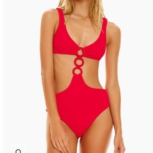Agua Bendita One Piece